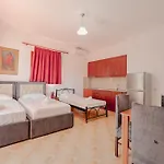 Apartmán Cozy Downtown Ksamil