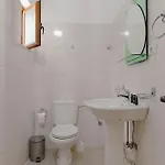 Cozy Downtown Apartmán Ksamil