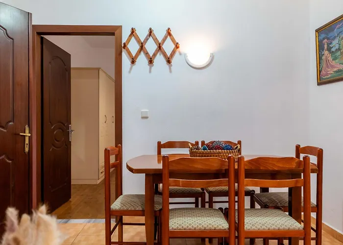 Cozy Downtown Appartement