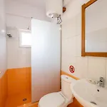 Cozy Downtown Ksamil