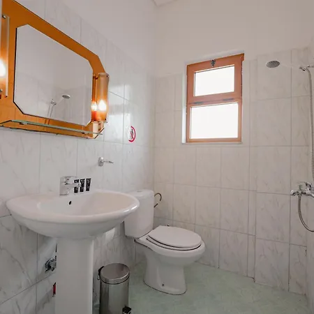 Cozy Downtown * Ksamil