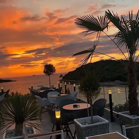 Daire Cozy Downtown Ksamil